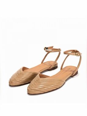 NWT RARE Anonymous Copenhagen Givia 10 Shiny Lamb Flat Sandal - Stone